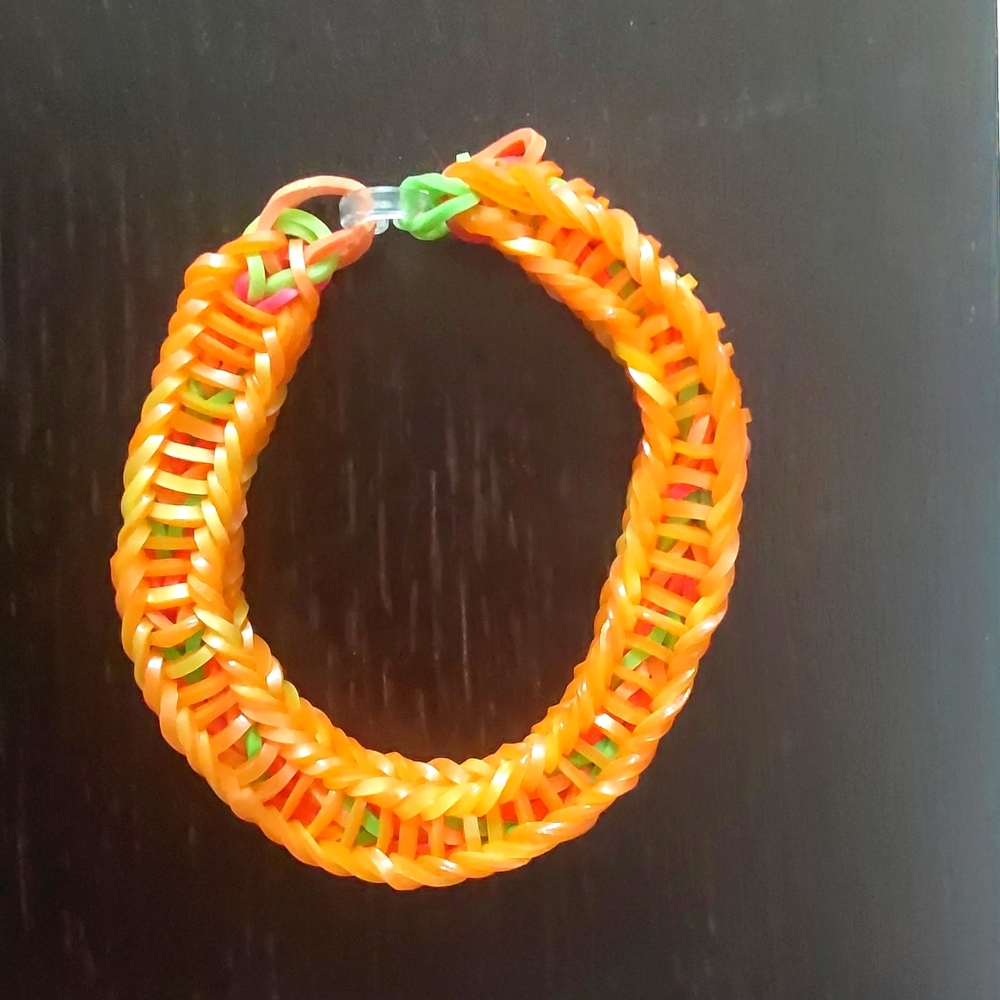 Tidal wave bracelet